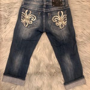 Miss Me Capri Jeans